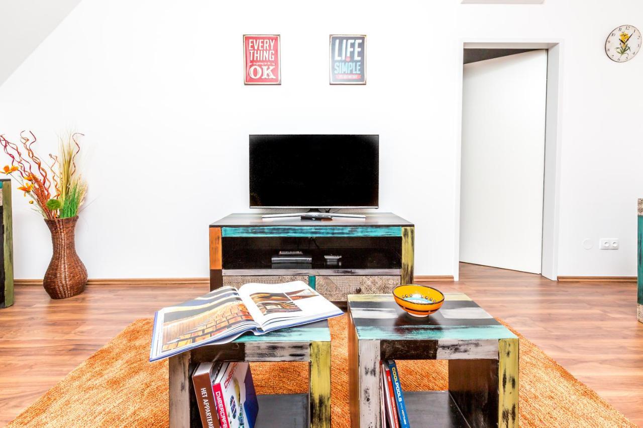 Simtown Suite Apartments Vienna Luaran gambar