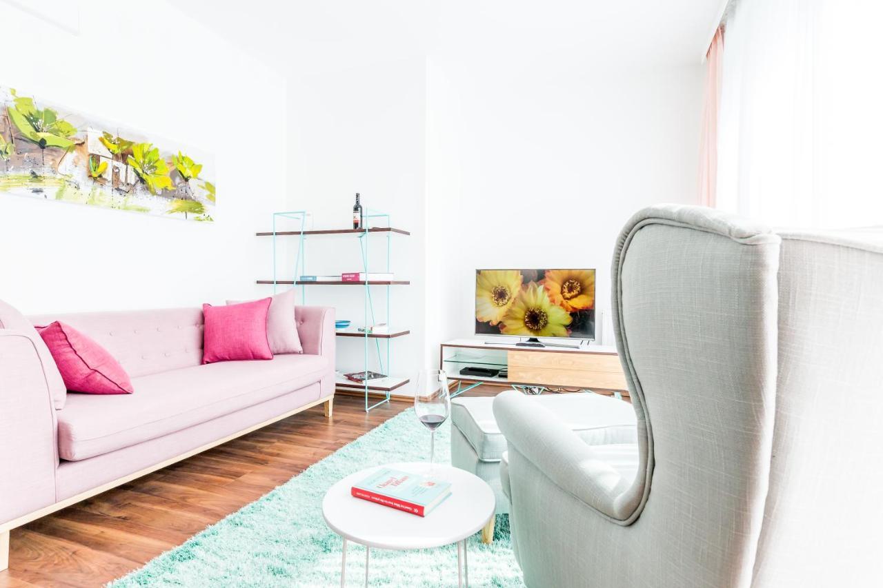 Simtown Suite Apartments Vienna Luaran gambar